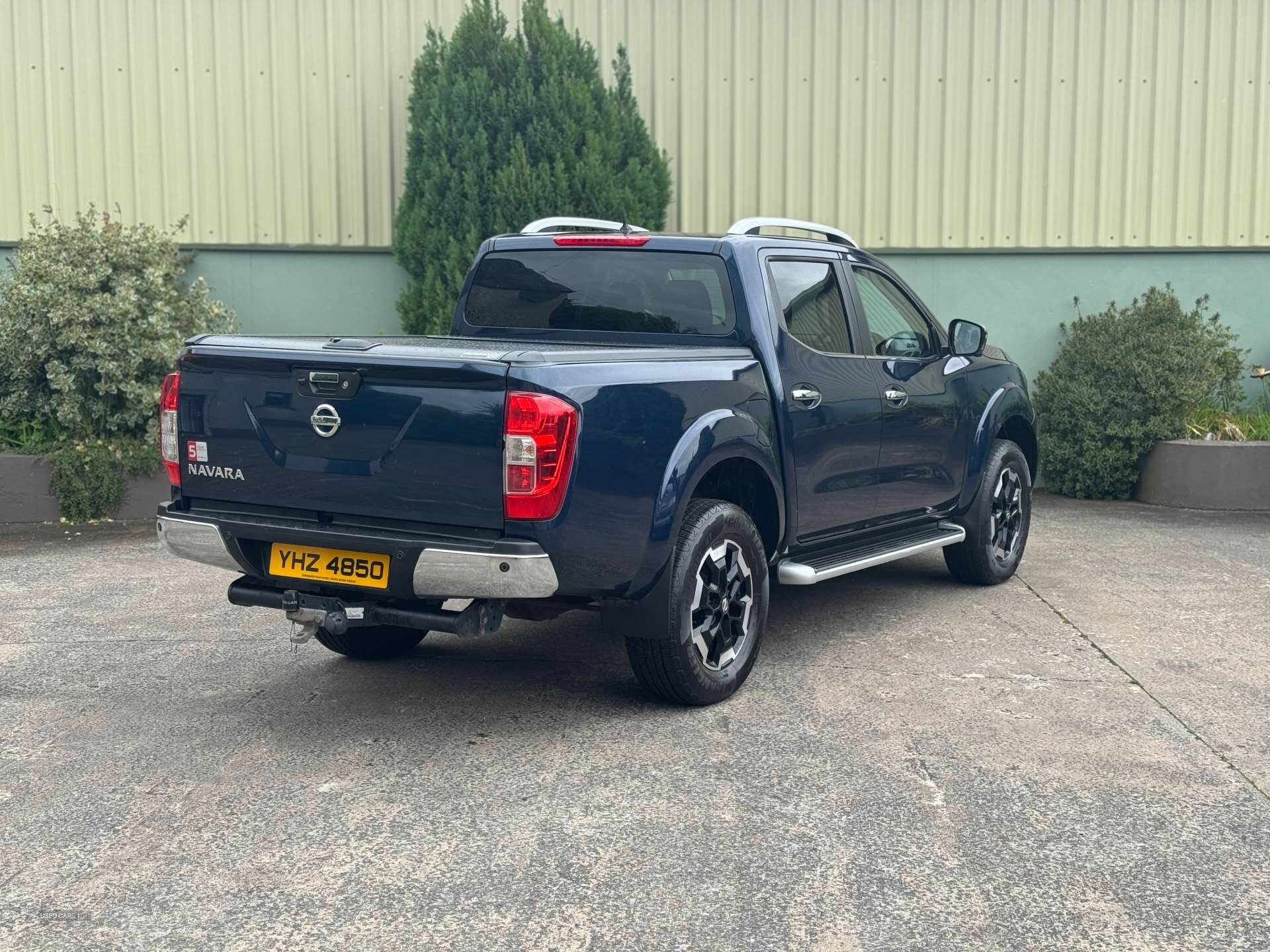 Oct 2021 Nissan Navara Double Cab Pick Up Tekna 2.3dCi 190 TT 4WD Auto