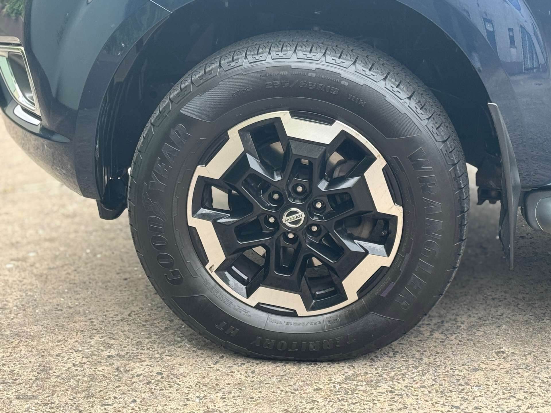 Oct 2021 Nissan Navara Double Cab Pick Up Tekna 2.3dCi 190 TT 4WD Auto