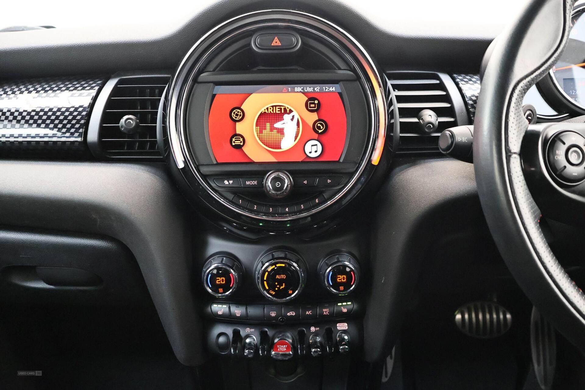 Nov 2019 MINI Hatch 2.0 Cooper S Sport II 3dr Auto