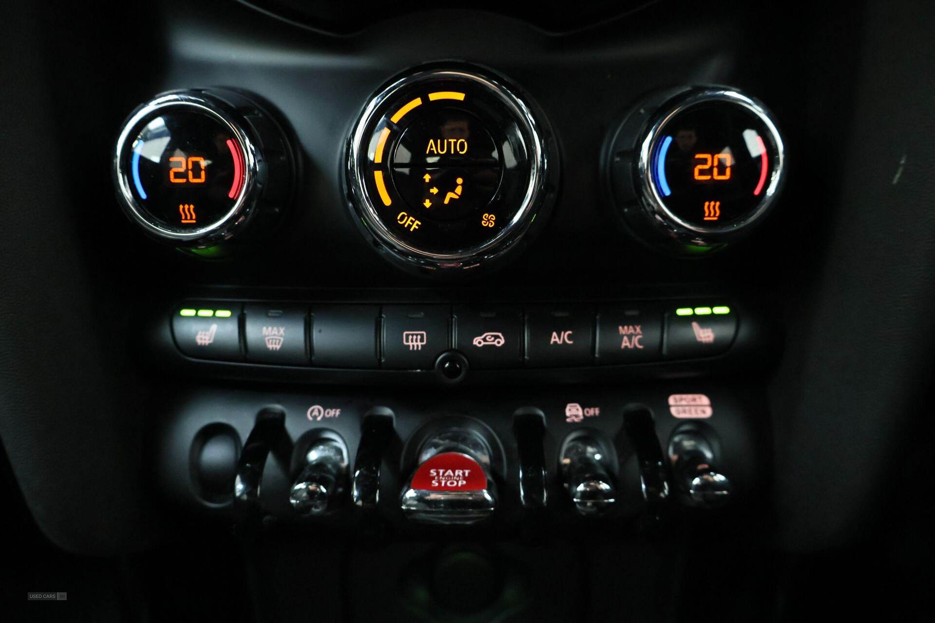 Nov 2019 MINI Hatch 2.0 Cooper S Sport II 3dr Auto
