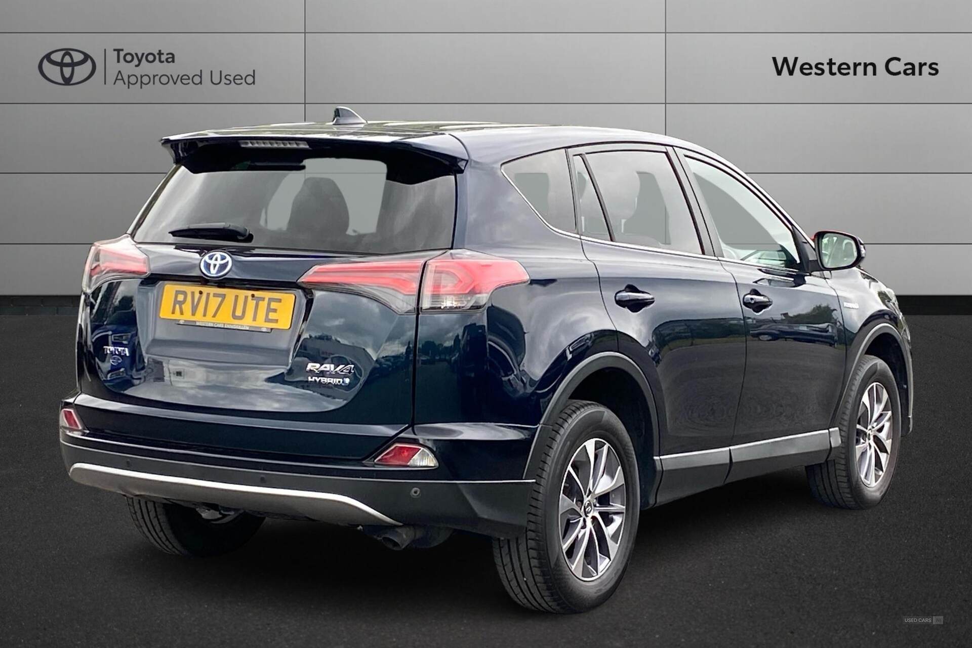 Mar 2017 Toyota RAV4 2.5 VVT-i Hybrid Business Ed Plus TSS 5dr CVT 2WD