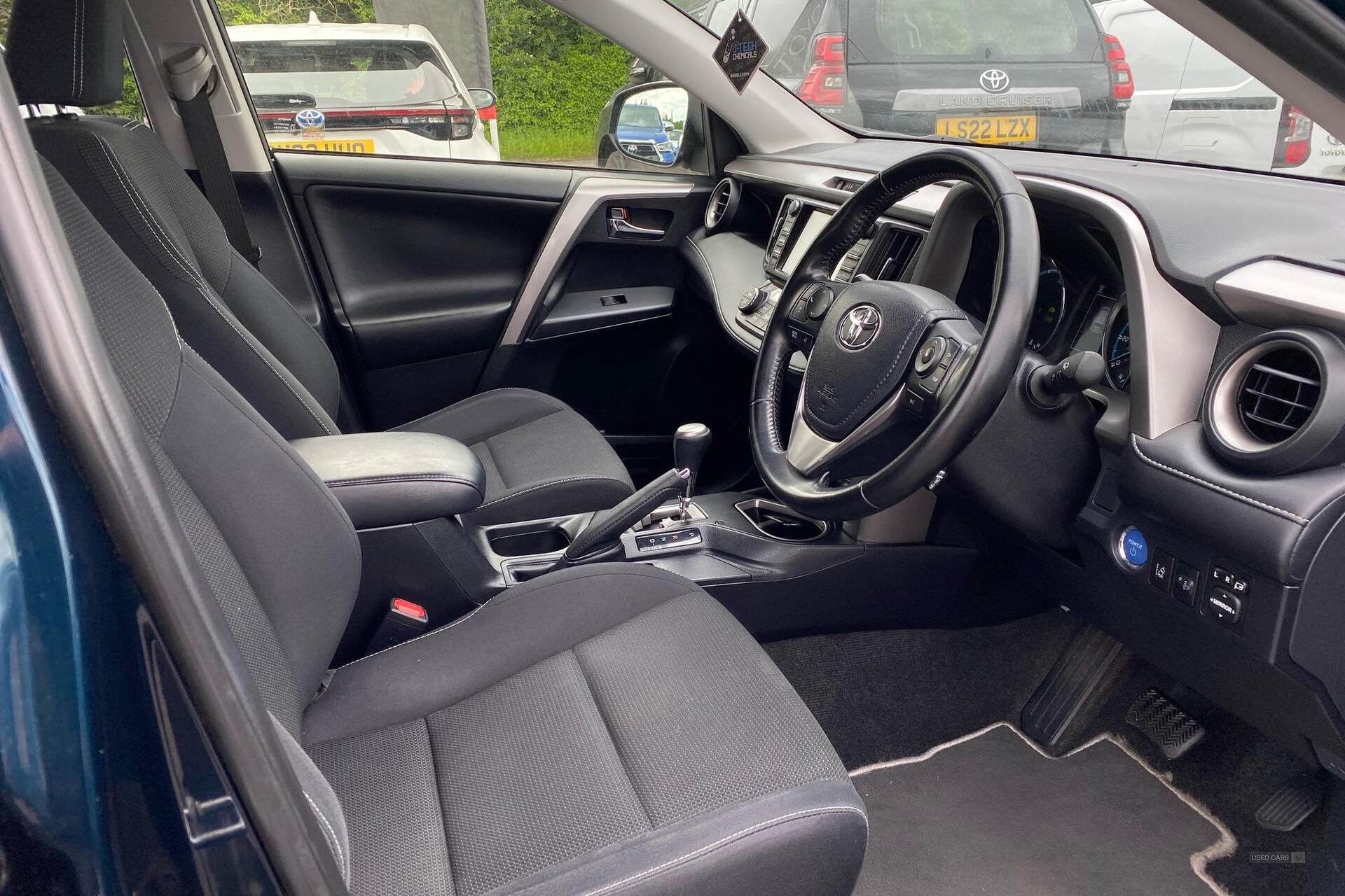 Mar 2017 Toyota RAV4 2.5 VVT-i Hybrid Business Ed Plus TSS 5dr CVT 2WD