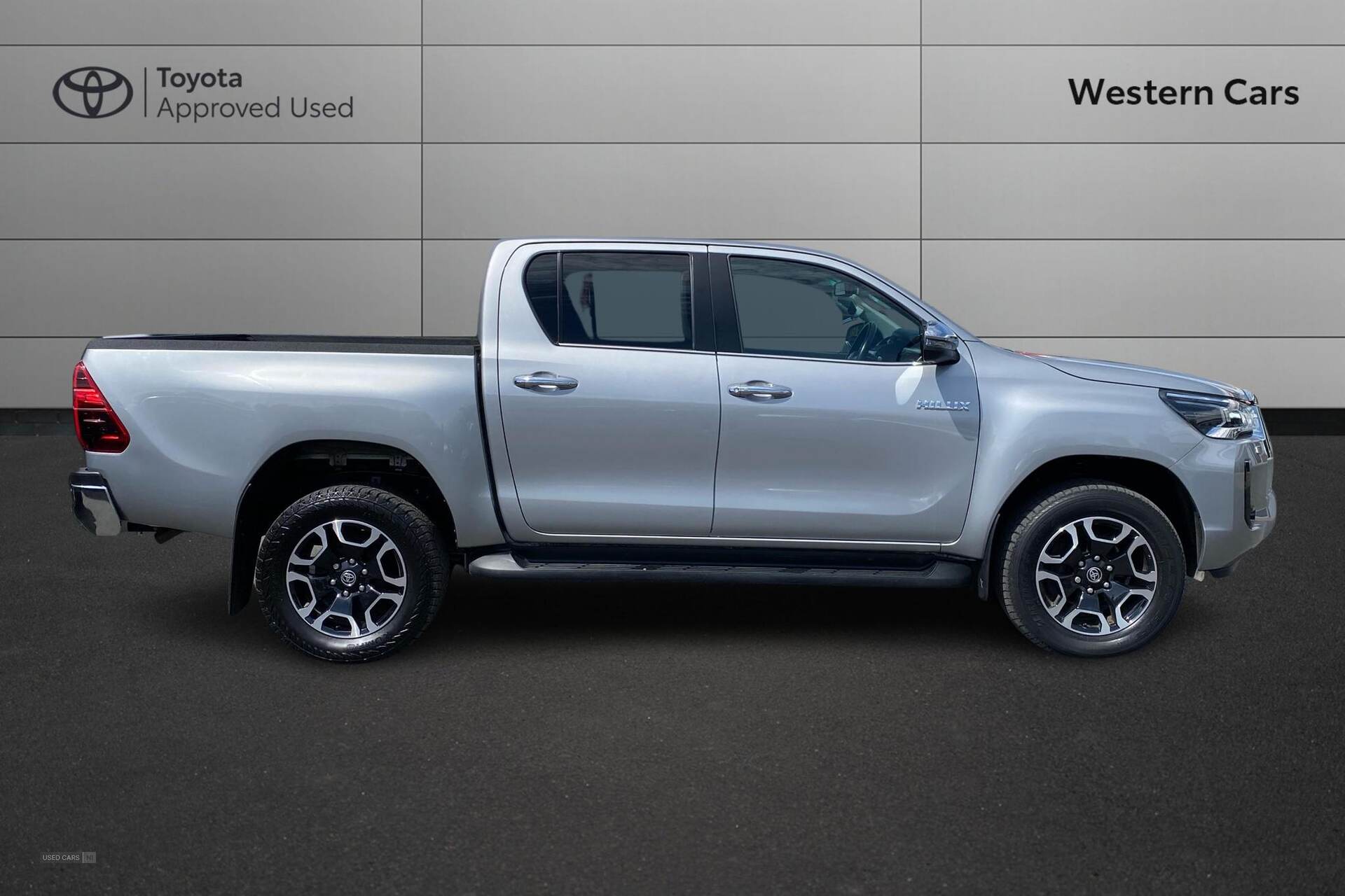 Apr 2023 Toyota Hilux Invincible D/Cab Pick Up 2.8 D-4D Auto