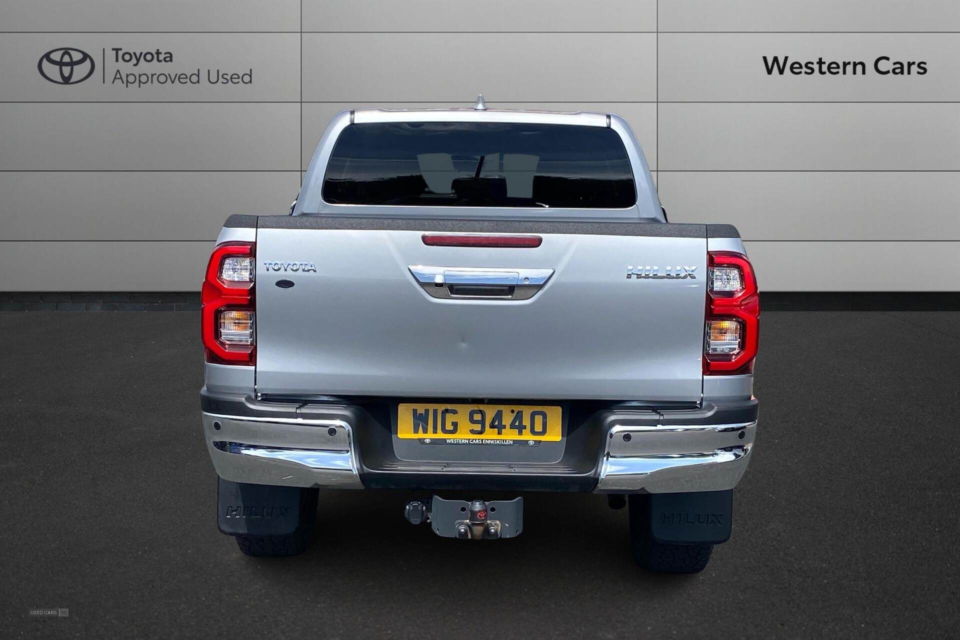 Apr 2023 Toyota Hilux Invincible D/Cab Pick Up 2.8 D-4D Auto