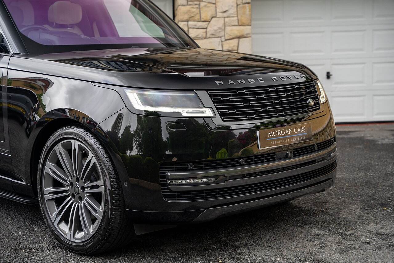 Jun 2022 Land Rover Range Rover 3.0 P400 Autobiography 4dr Auto