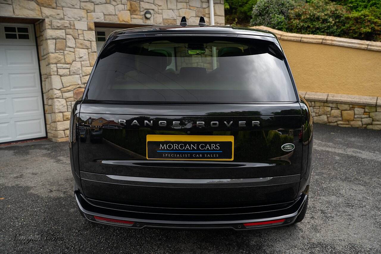 Jun 2022 Land Rover Range Rover 3.0 P400 Autobiography 4dr Auto
