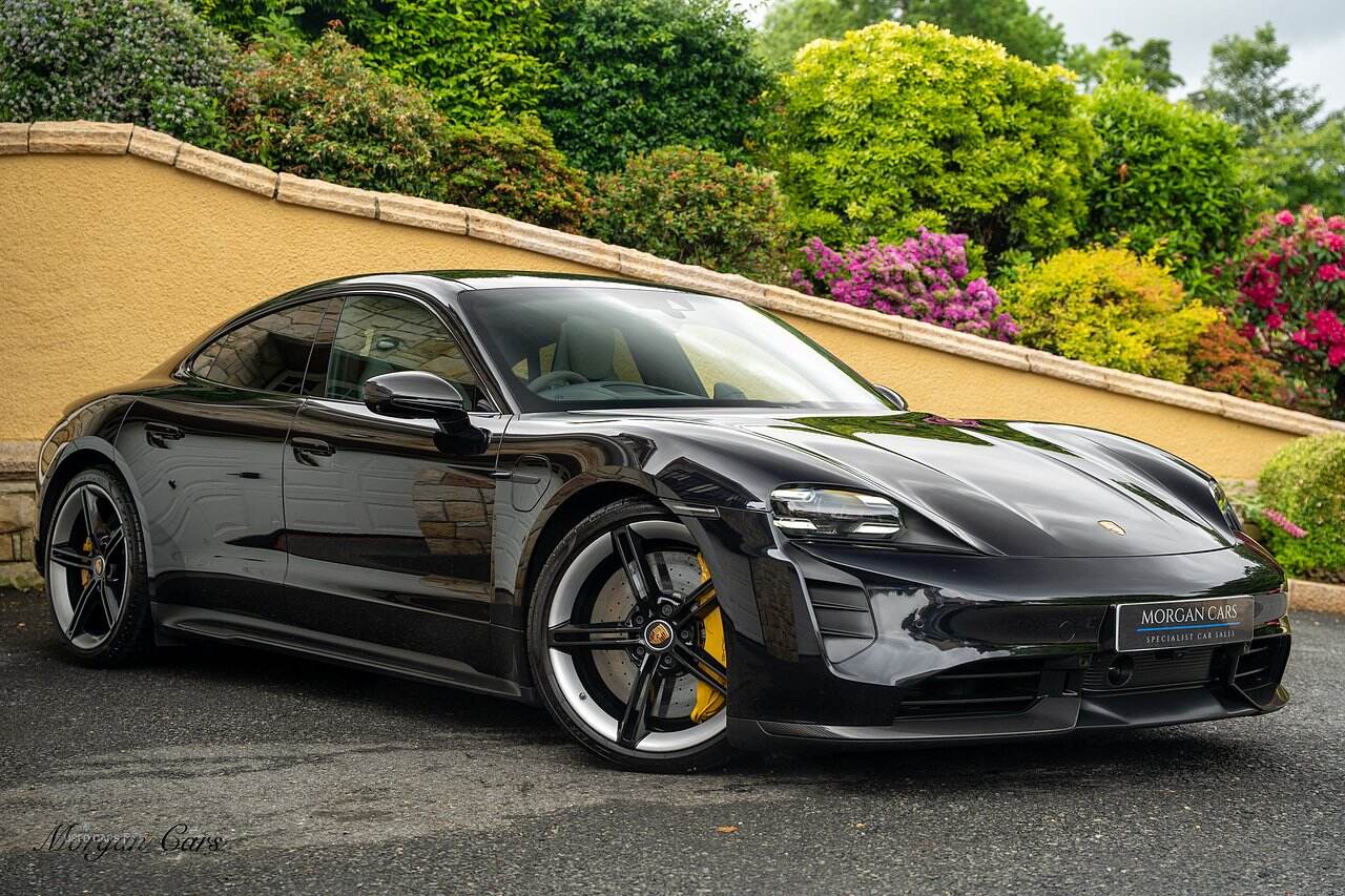 Feb 2022 Porsche Taycan 560kW Turbo S 93kWh 4dr Auto