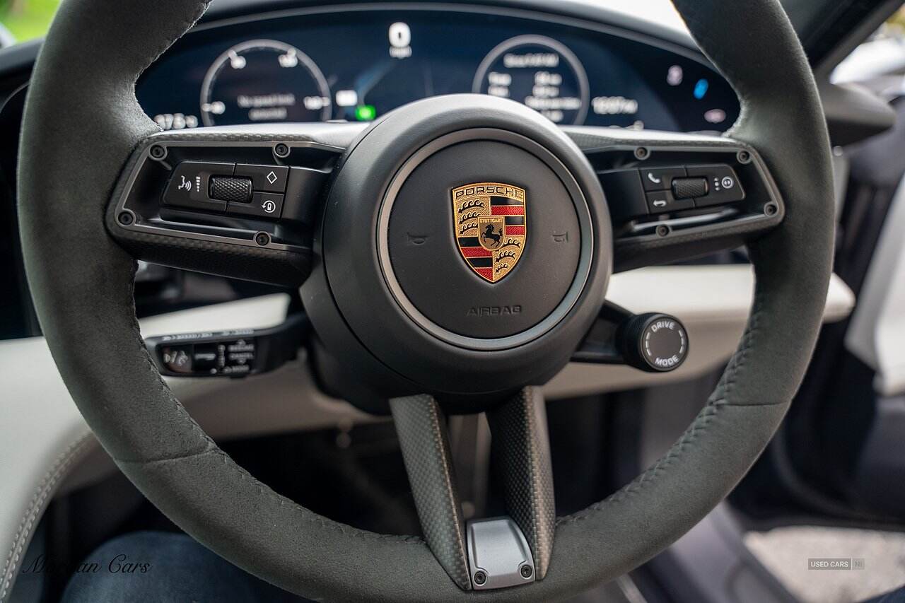 Feb 2022 Porsche Taycan 560kW Turbo S 93kWh 4dr Auto