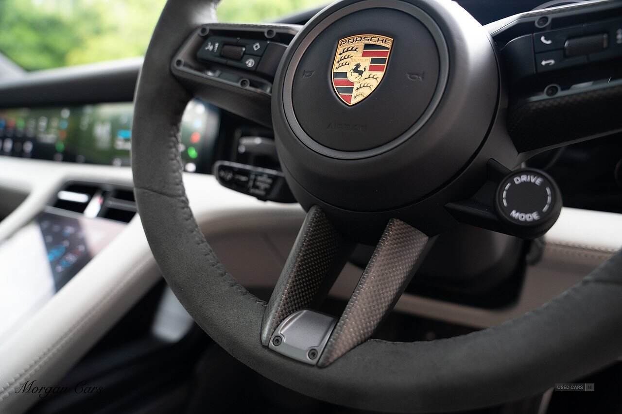 Feb 2022 Porsche Taycan 560kW Turbo S 93kWh 4dr Auto