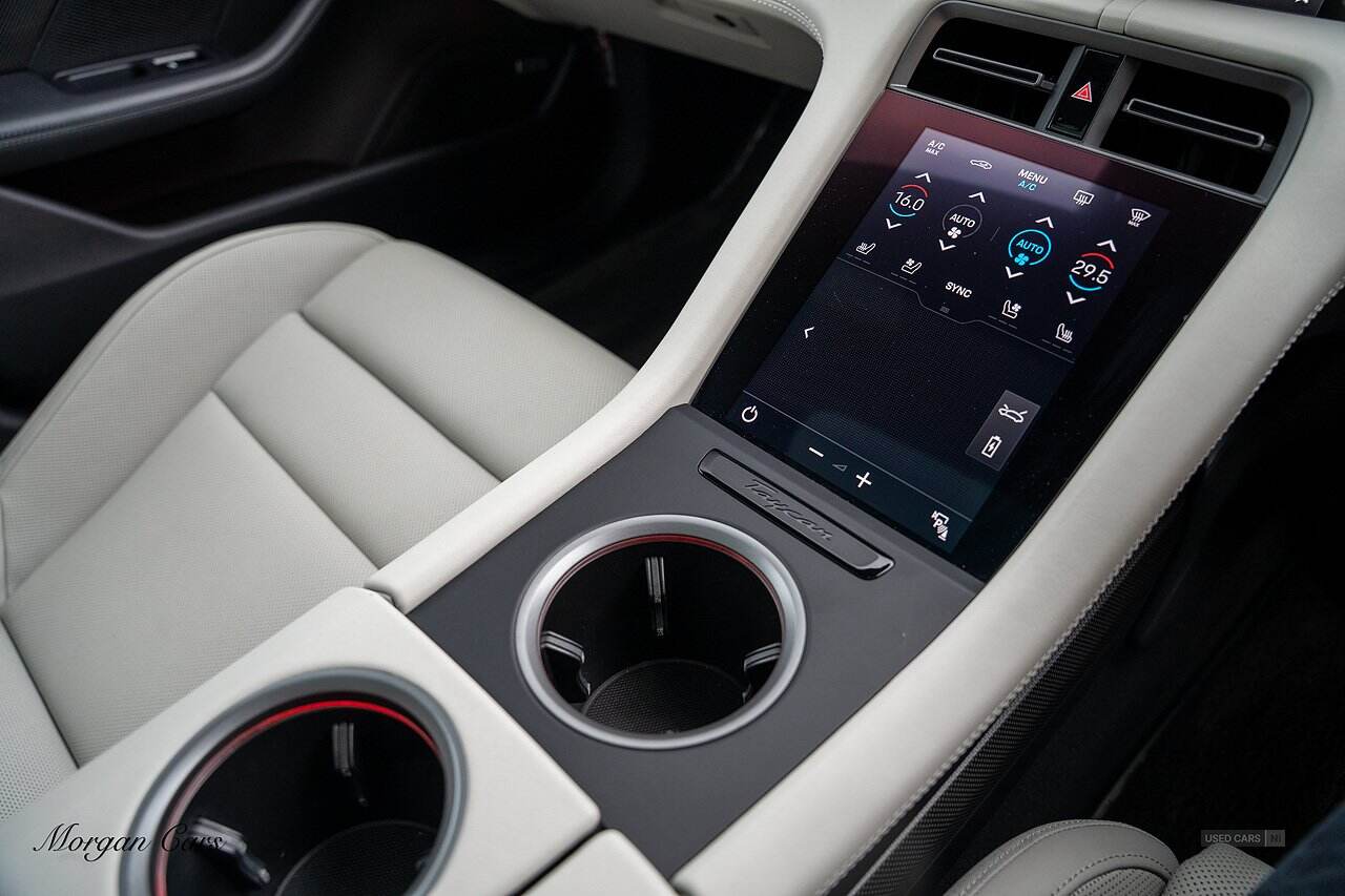 Feb 2022 Porsche Taycan 560kW Turbo S 93kWh 4dr Auto