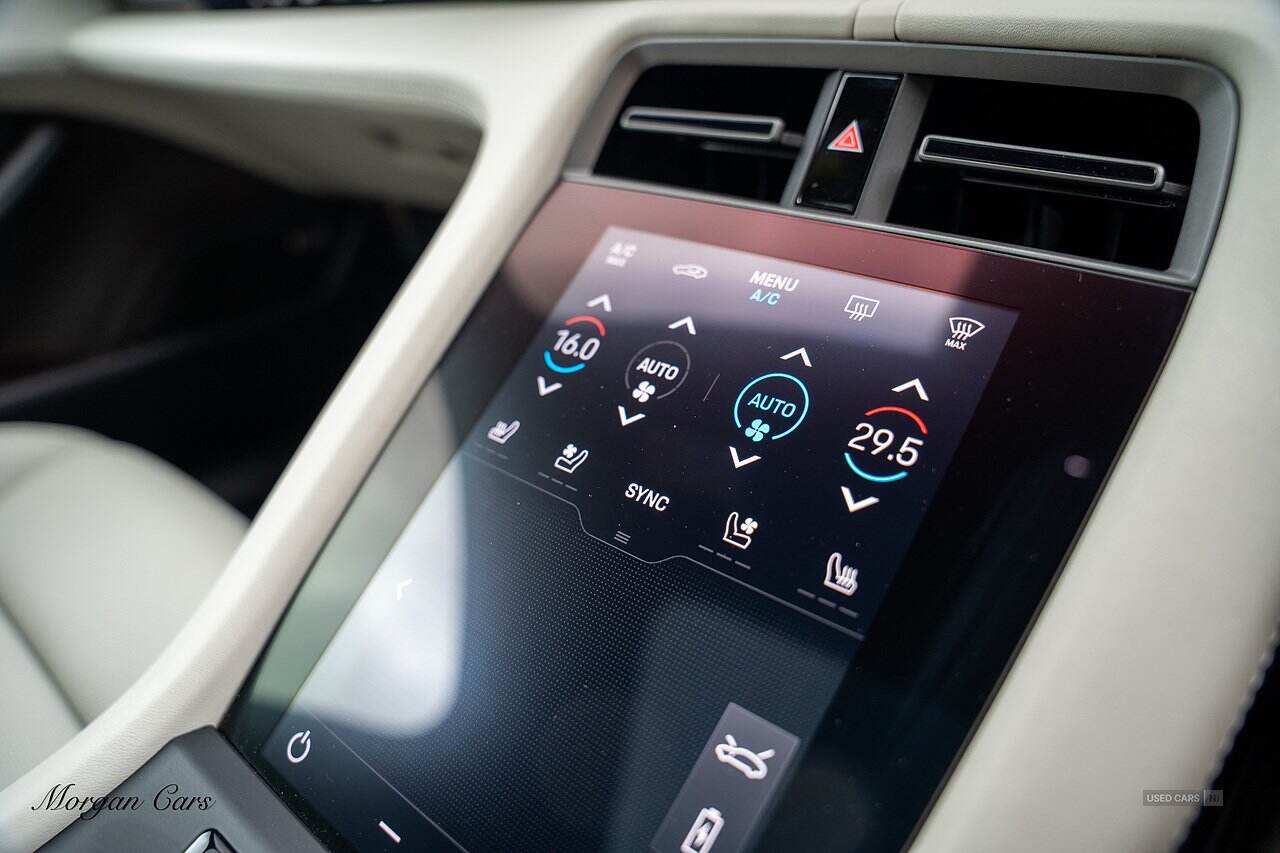Feb 2022 Porsche Taycan 560kW Turbo S 93kWh 4dr Auto