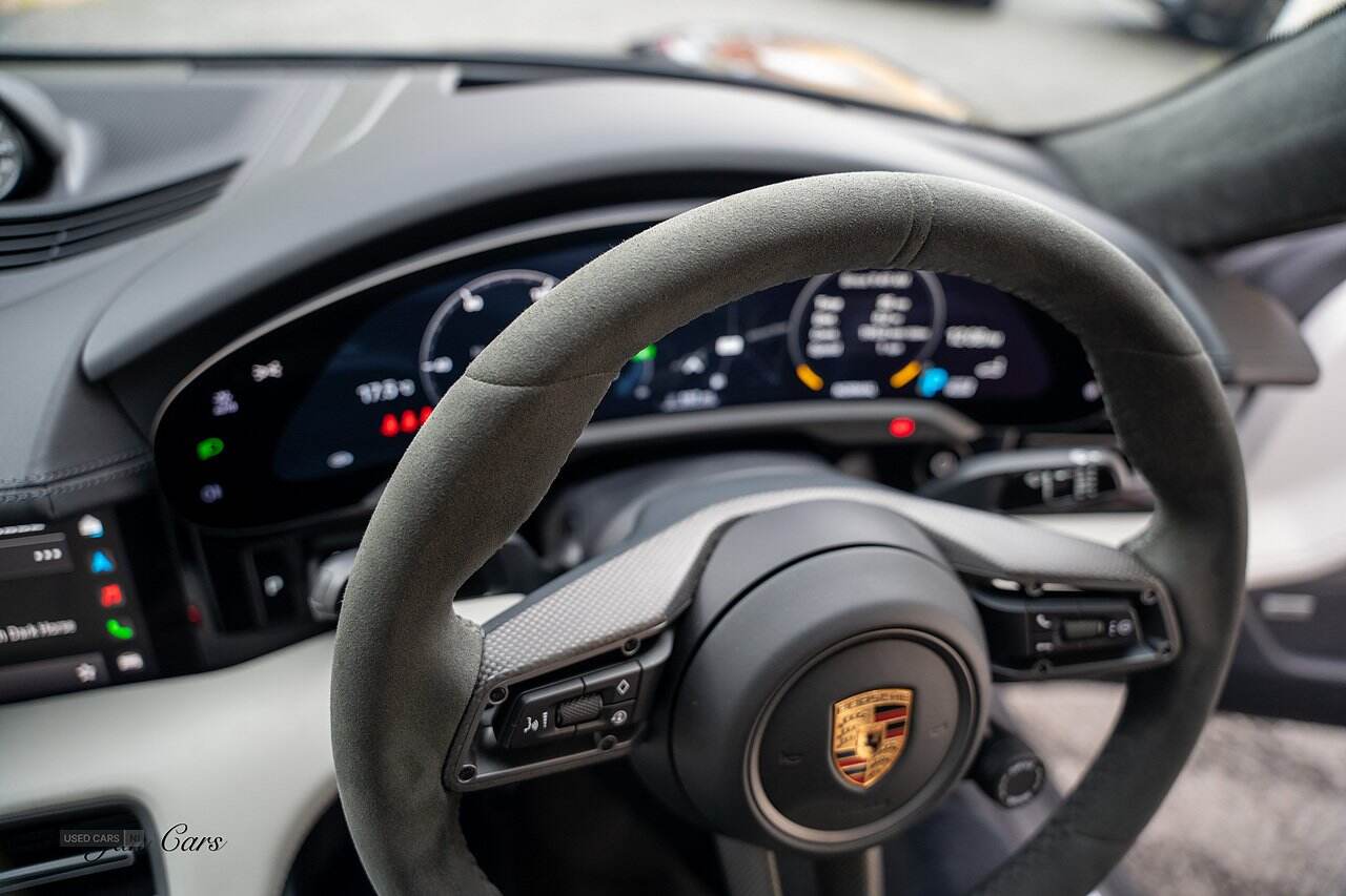 Feb 2022 Porsche Taycan 560kW Turbo S 93kWh 4dr Auto