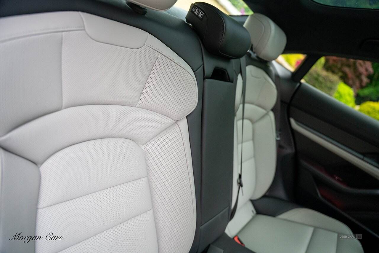 Feb 2022 Porsche Taycan 560kW Turbo S 93kWh 4dr Auto