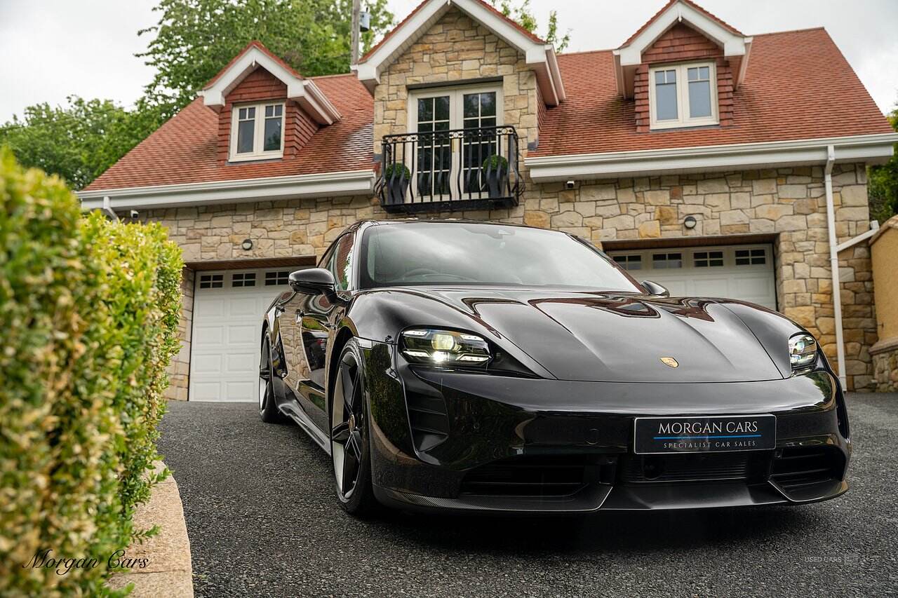 Feb 2022 Porsche Taycan 560kW Turbo S 93kWh 4dr Auto