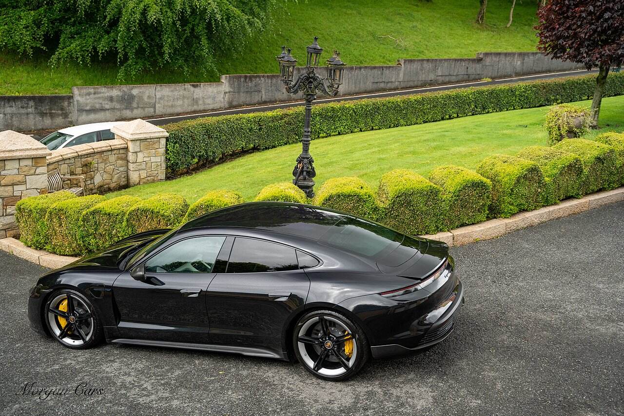 Feb 2022 Porsche Taycan 560kW Turbo S 93kWh 4dr Auto