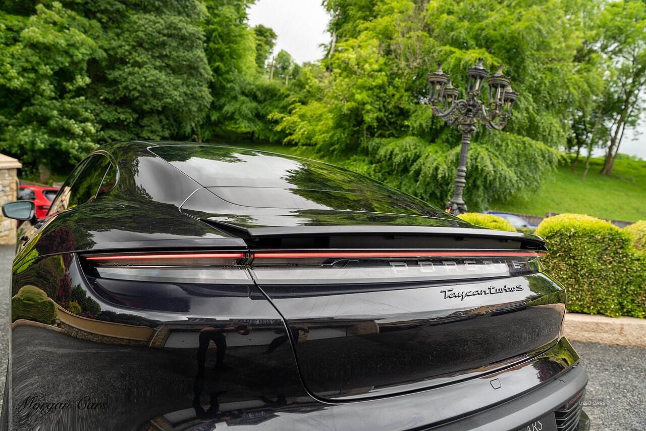 Feb 2022 Porsche Taycan 560kW Turbo S 93kWh 4dr Auto