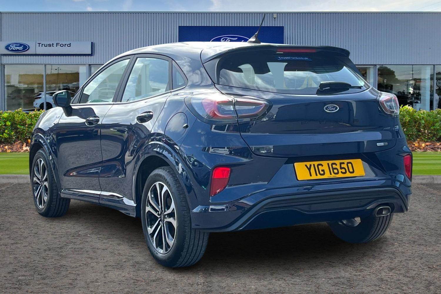 Sep 2022 Ford Puma 1.0 EcoBoost Hybrid mHEV ST-Line 5dr