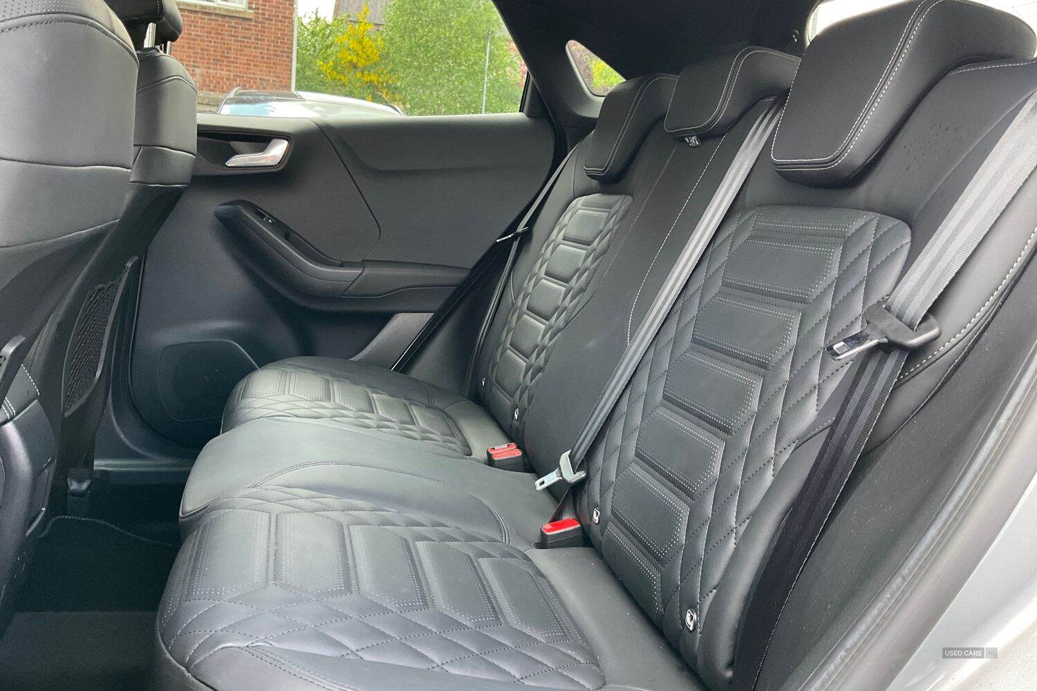 Jan 2022 Ford Puma 1.0 EcoBoost Hybr mHEV 155 ST-Line Vignale 5dr DCT
