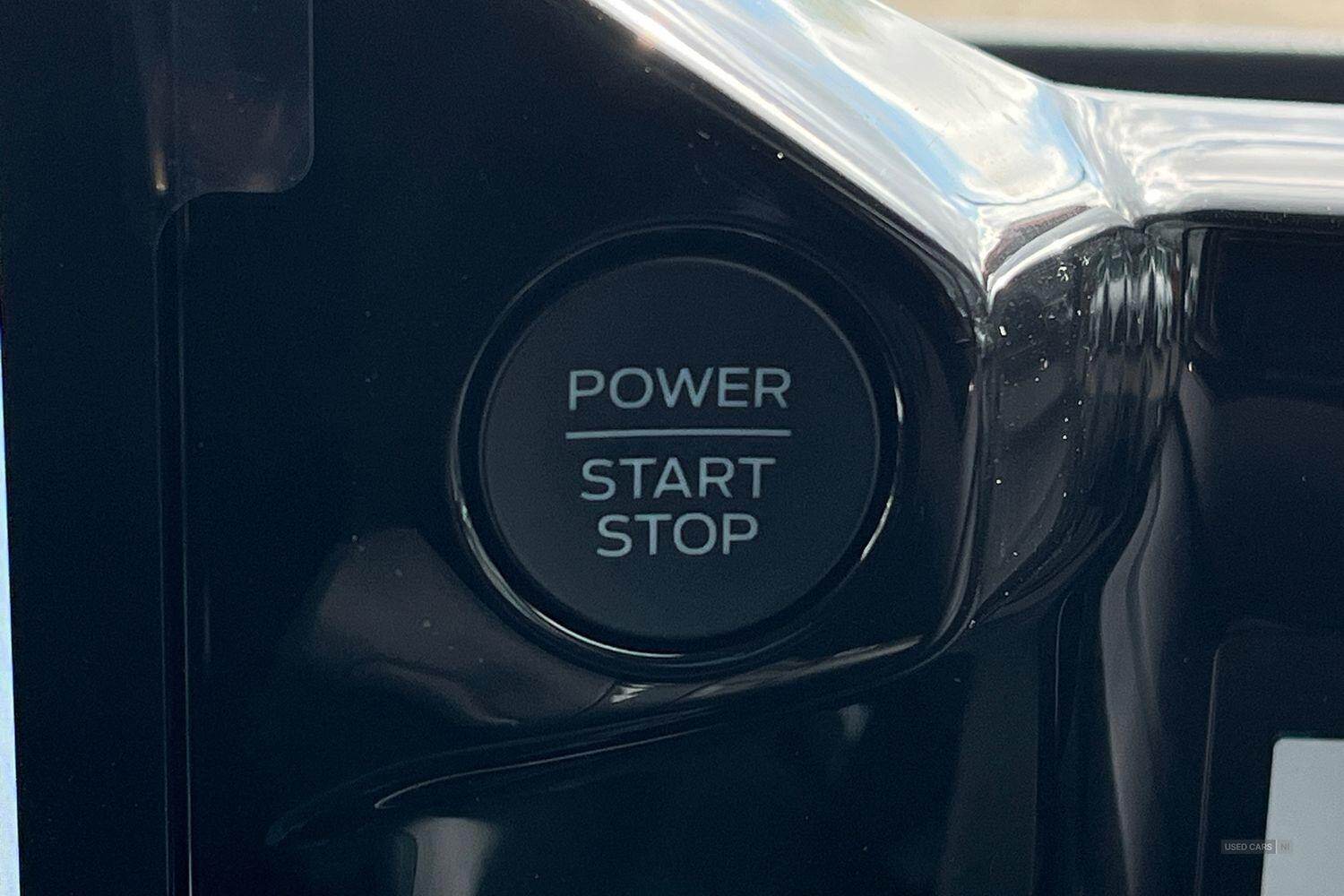 Jan 2025 Ford Tourneo Custom 2.5 PHEV 232ps H1 Titanium X 8 seater Auto