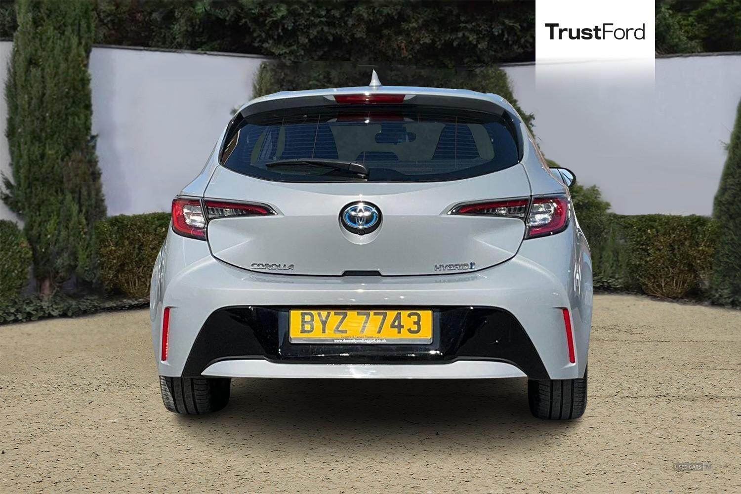 Dec 2022 Toyota Corolla 1.8 VVT-i Hybrid Icon 5dr CVT