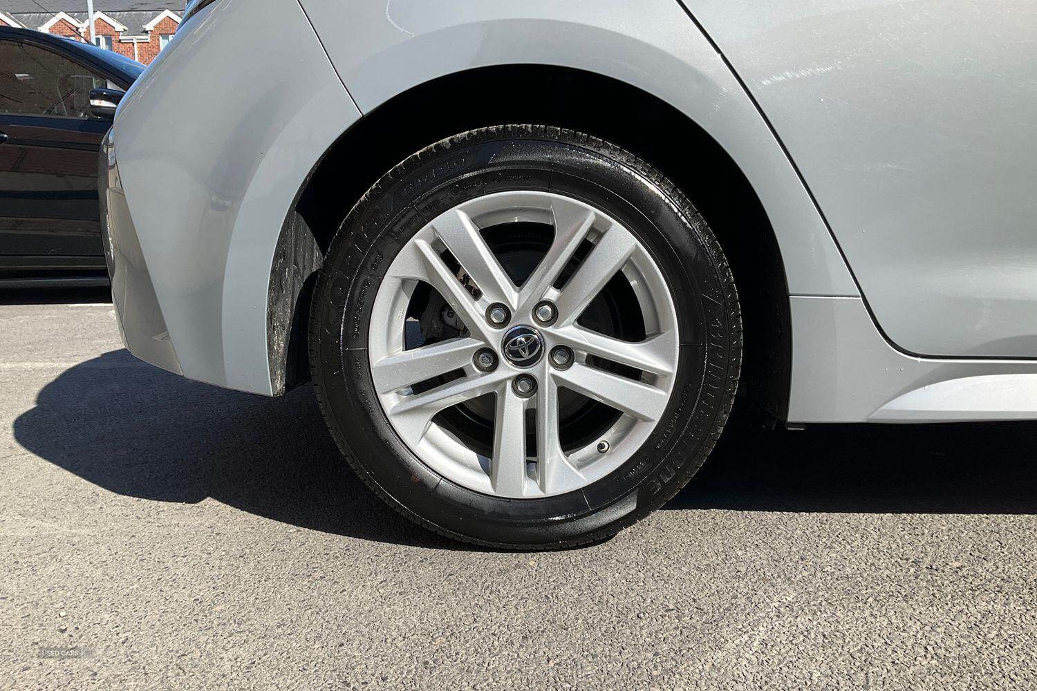 Dec 2022 Toyota Corolla 1.8 VVT-i Hybrid Icon 5dr CVT