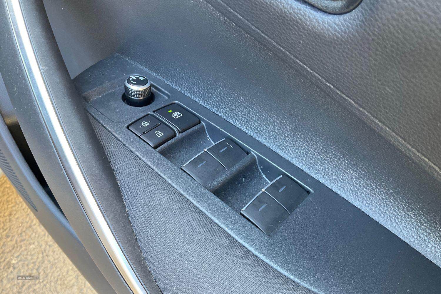 Dec 2022 Toyota Corolla 1.8 VVT-i Hybrid Icon 5dr CVT