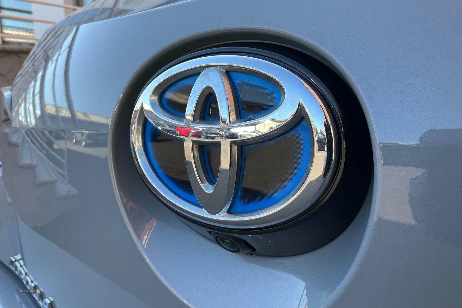 Dec 2022 Toyota Corolla 1.8 VVT-i Hybrid Icon 5dr CVT