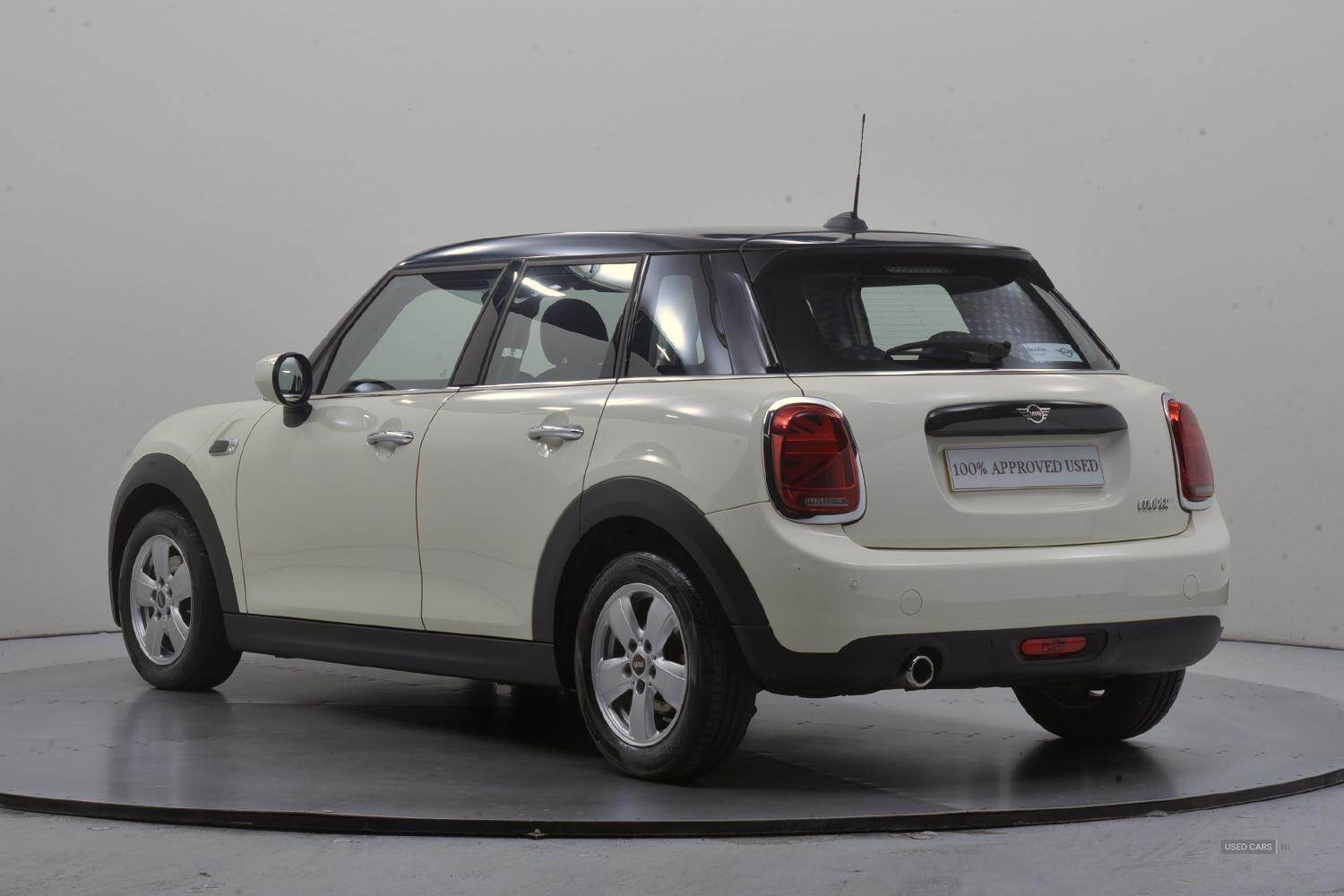 Dec 2019 MINI HATCHBACK 1.5 Cooper Classic II 5dr