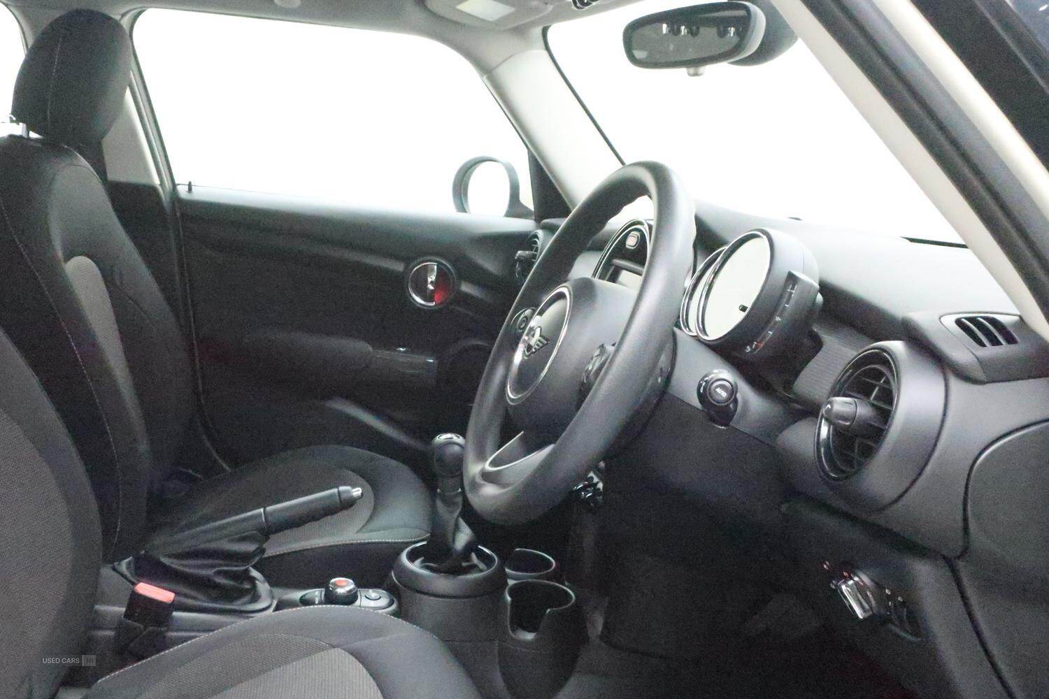 Dec 2019 MINI HATCHBACK 1.5 Cooper Classic II 5dr