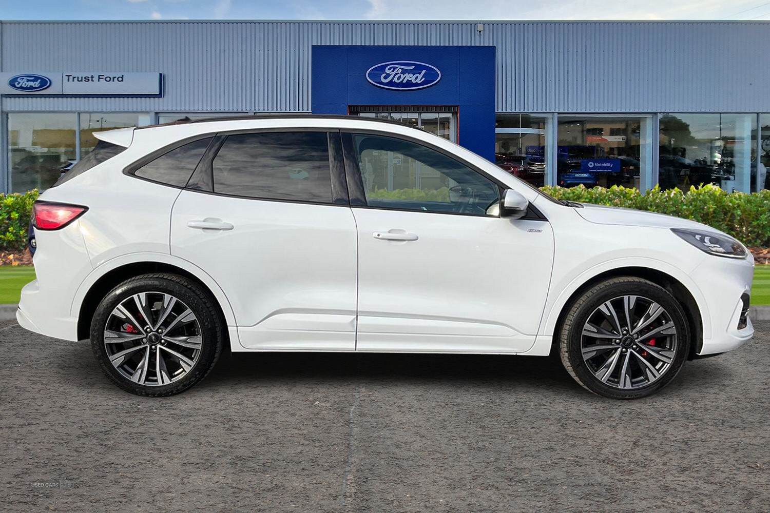 Aug 2022 Ford Kuga 2.5 PHEV ST-Line X 5dr CVT