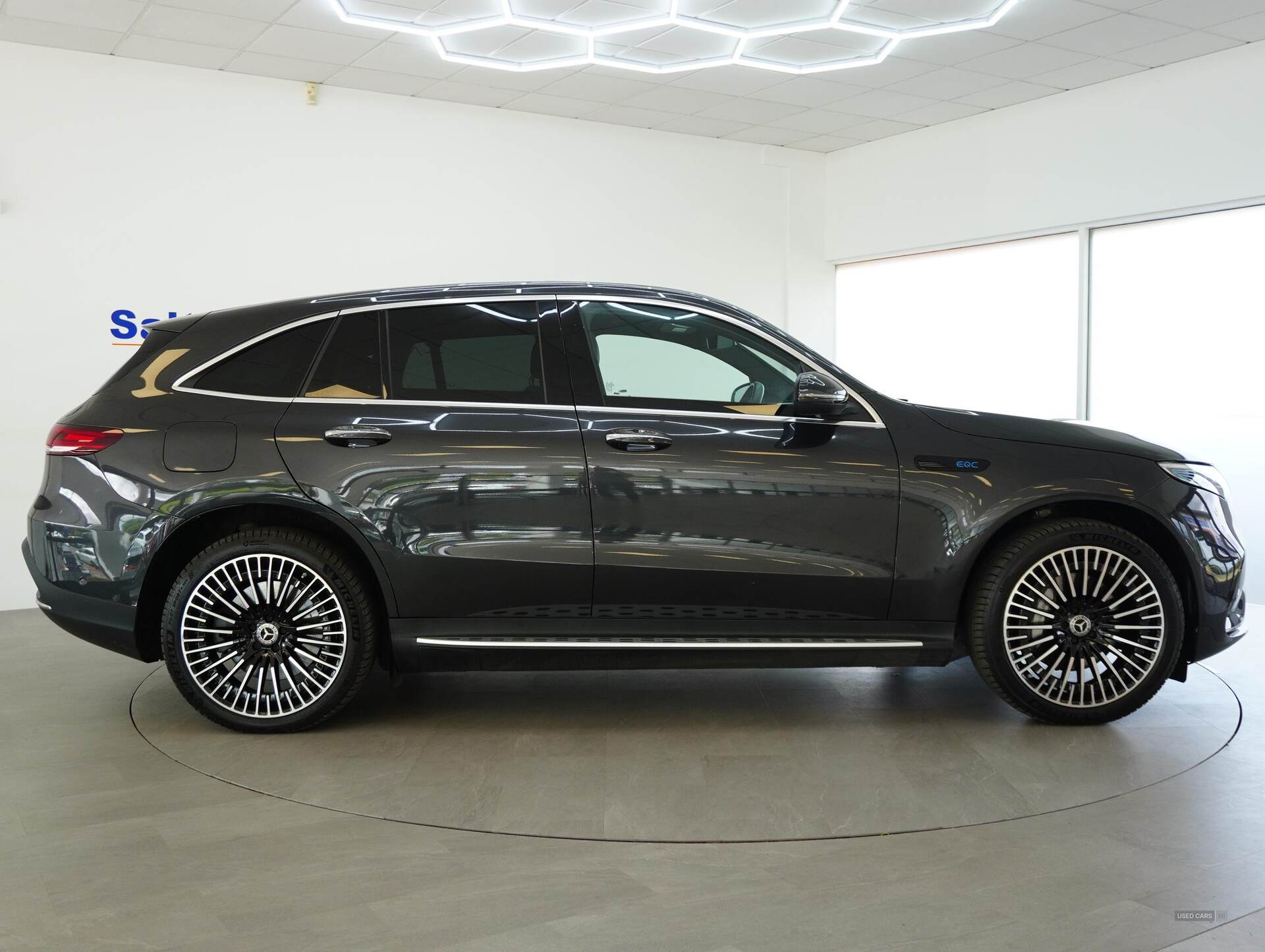 Feb 2022 Mercedes-Benz EQC EQC 400 300kW AMG Line Premium 80kWh 5dr Auto