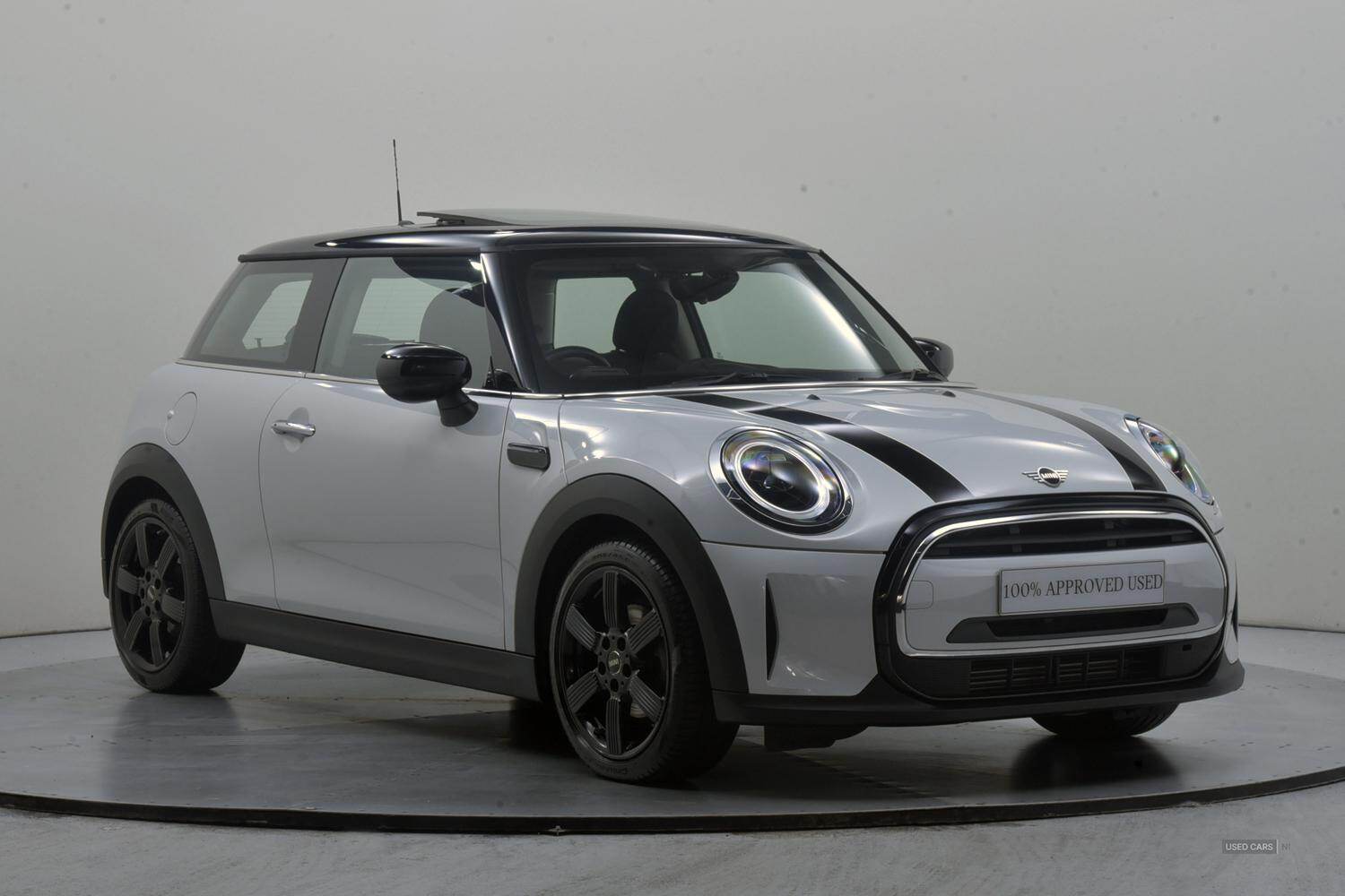 Mar 2022 MINI HATCHBACK 1.5 Cooper Classic 3dr