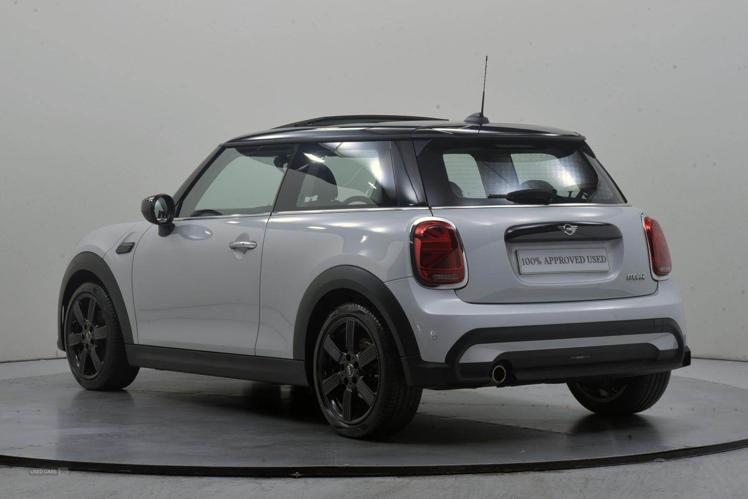 Mar 2022 MINI HATCHBACK 1.5 Cooper Classic 3dr