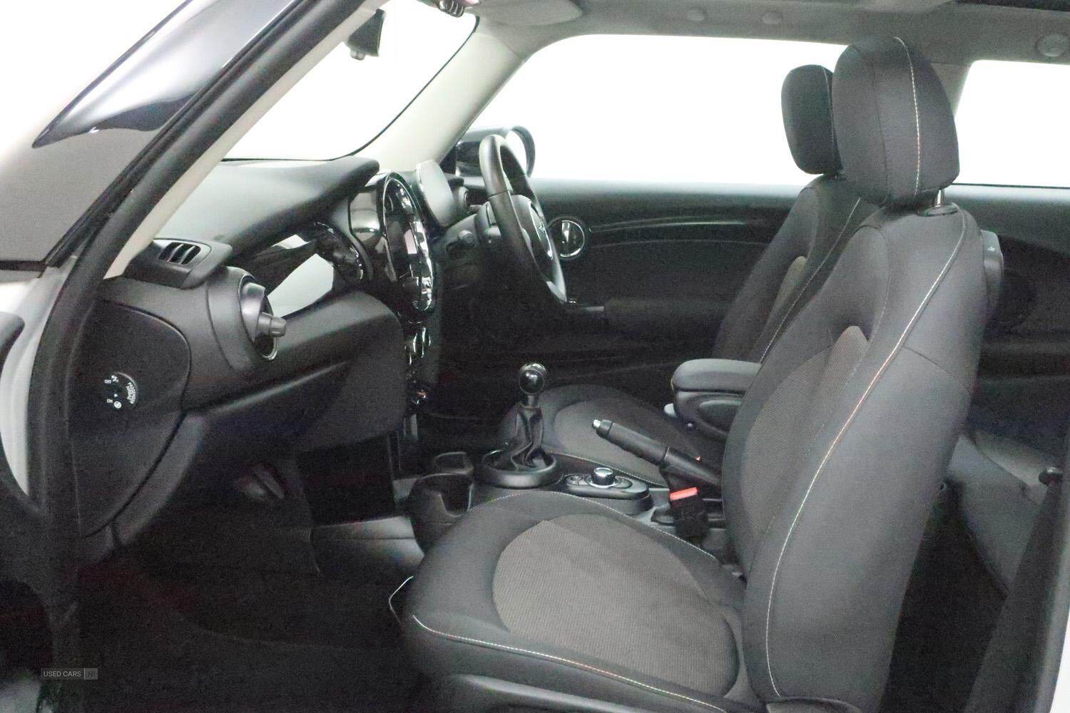 Mar 2022 MINI HATCHBACK 1.5 Cooper Classic 3dr