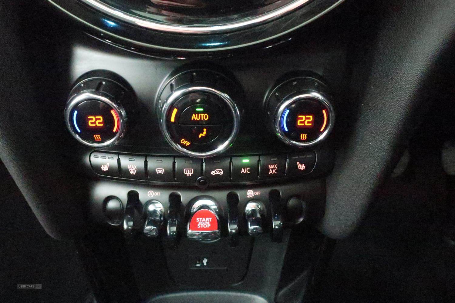 Mar 2022 MINI HATCHBACK 1.5 Cooper Classic 3dr