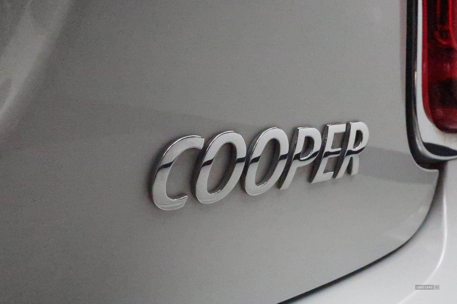 Mar 2022 MINI HATCHBACK 1.5 Cooper Classic 3dr