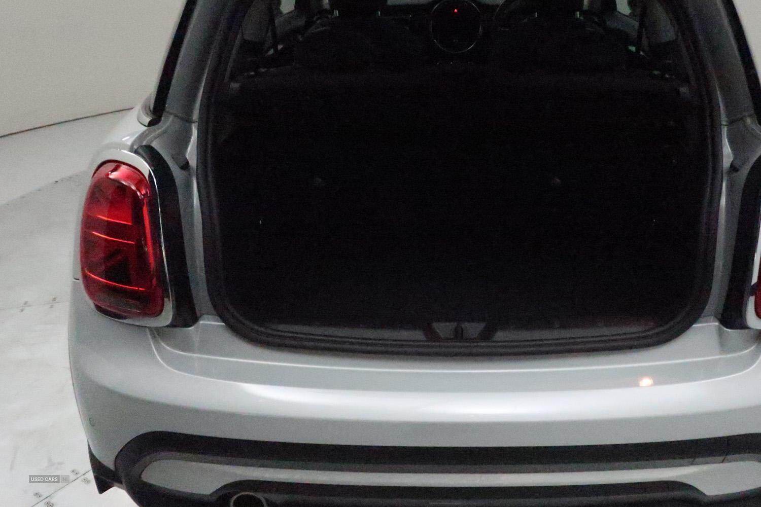 Mar 2022 MINI HATCHBACK 1.5 Cooper Classic 3dr