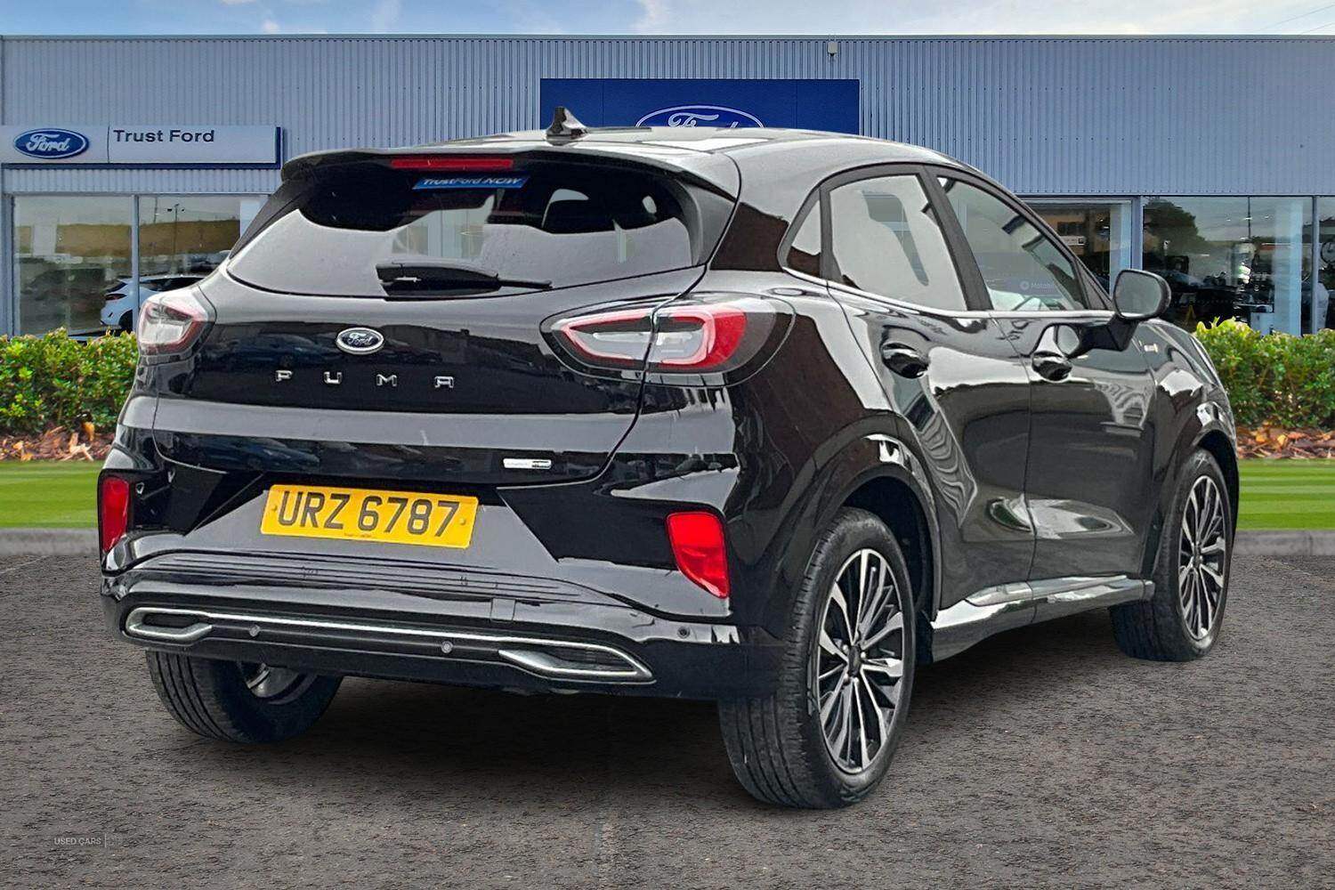 May 2023 Ford Puma 1.0 EcoBoost Hybr mHEV 155 ST-Line Vignale 5dr DCT