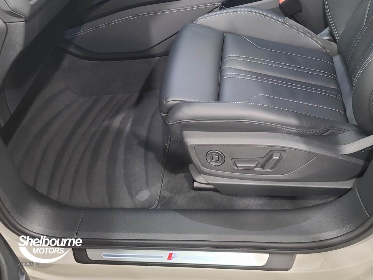 Jun 2021 Audi E-Tron 300kW 55 Quattro 95kWh Launch Edition 5dr Auto