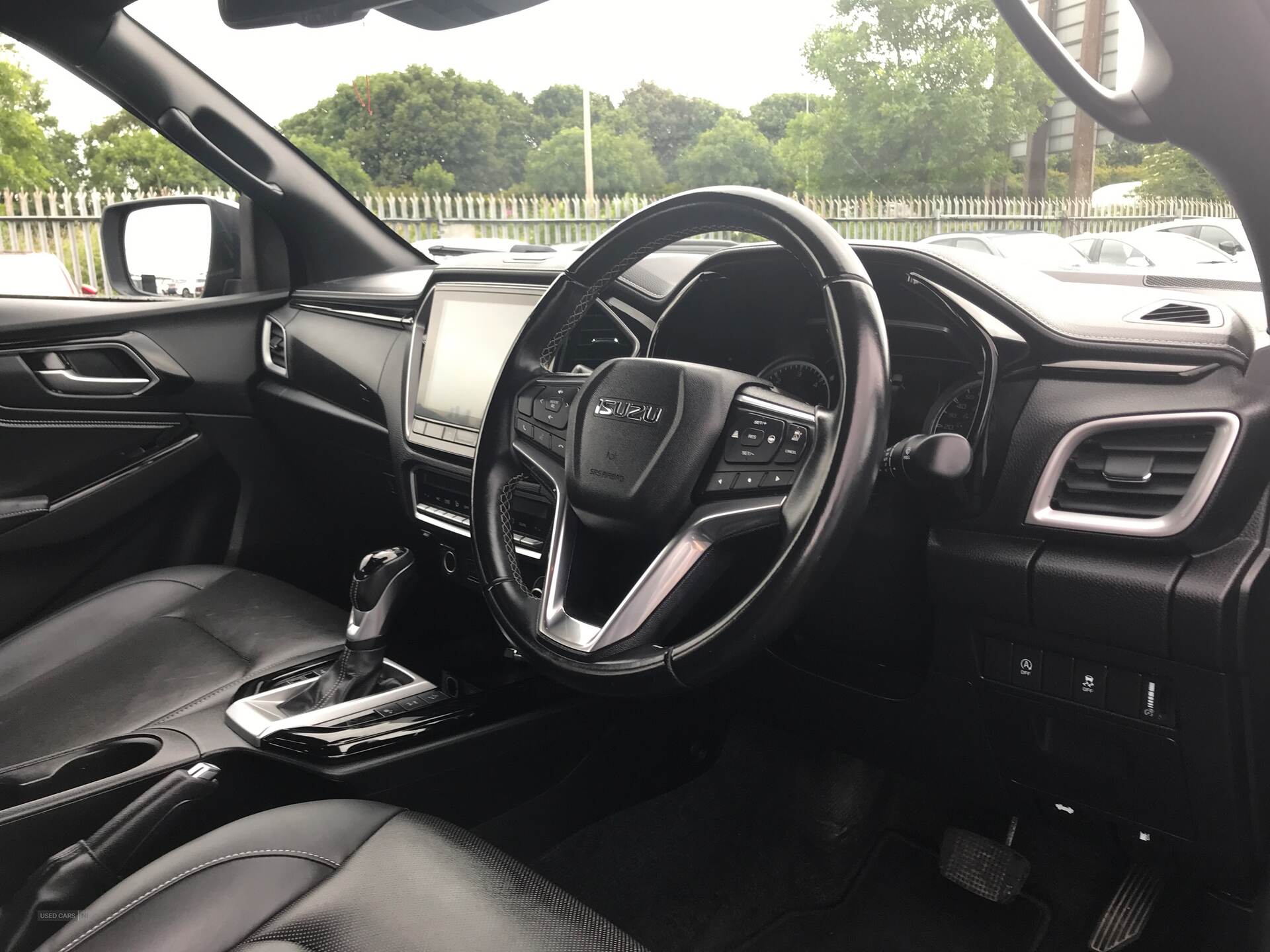 May 2021 Isuzu D-Max 1.9 V-Cross Double Cab 4x4 Auto