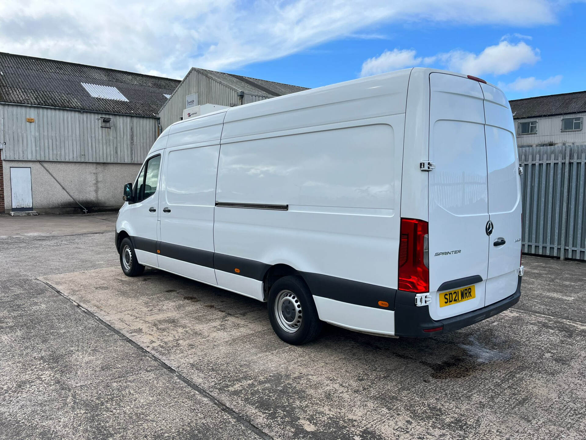Jun 2021 Mercedes Sprinter 3.5t H2 Progressive Van