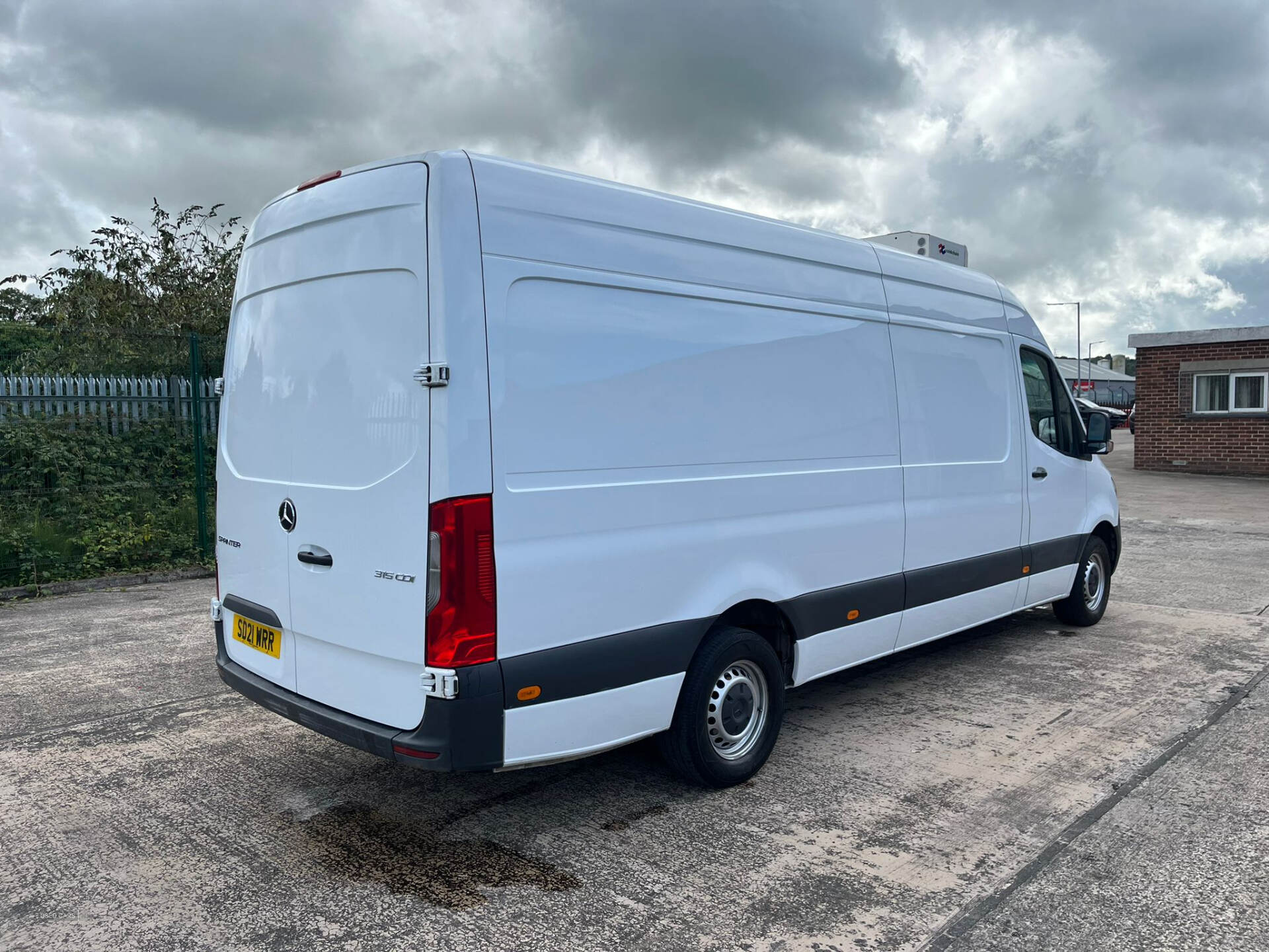 Jun 2021 Mercedes Sprinter 3.5t H2 Progressive Van