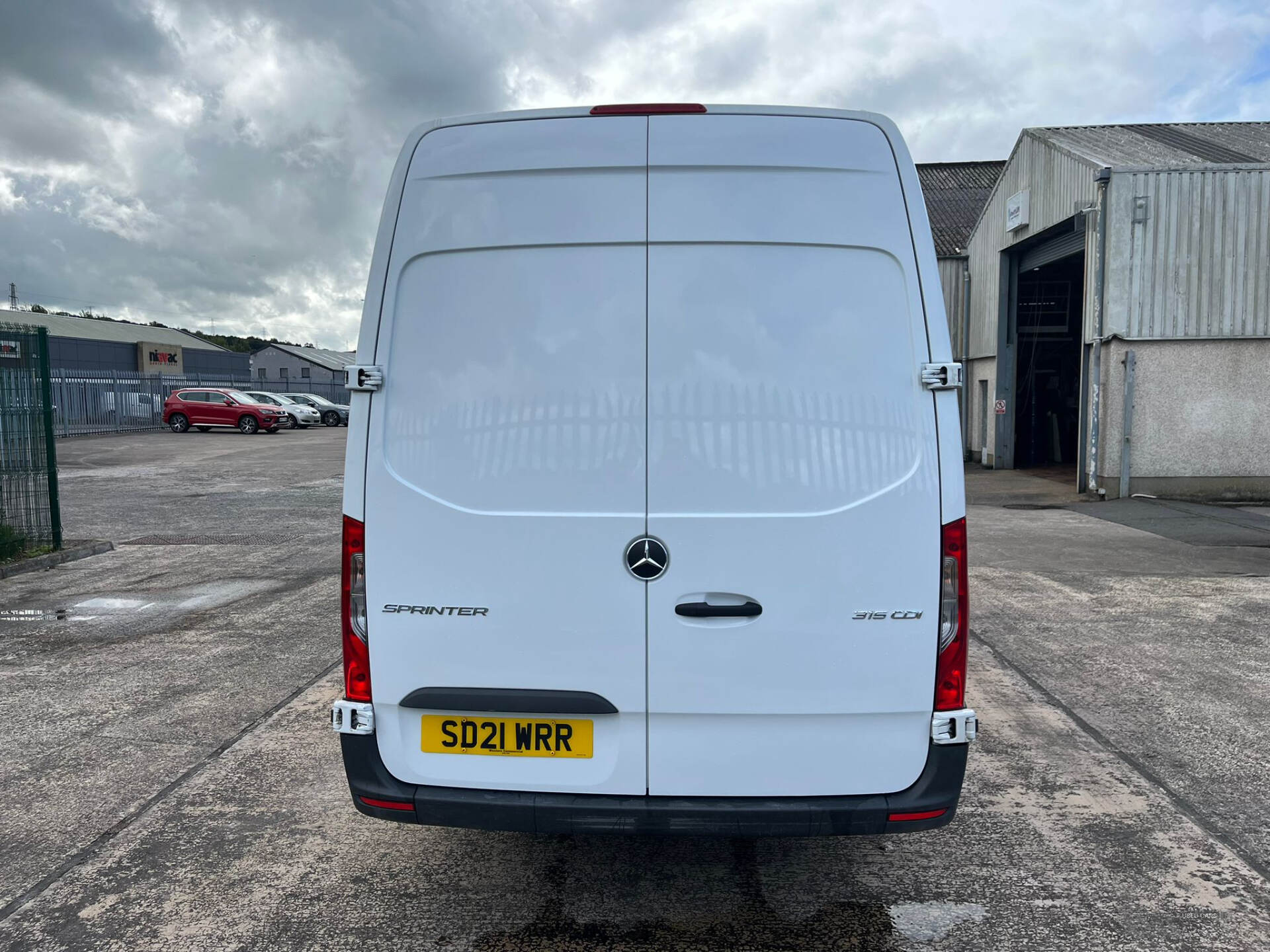 Jun 2021 Mercedes Sprinter 3.5t H2 Progressive Van