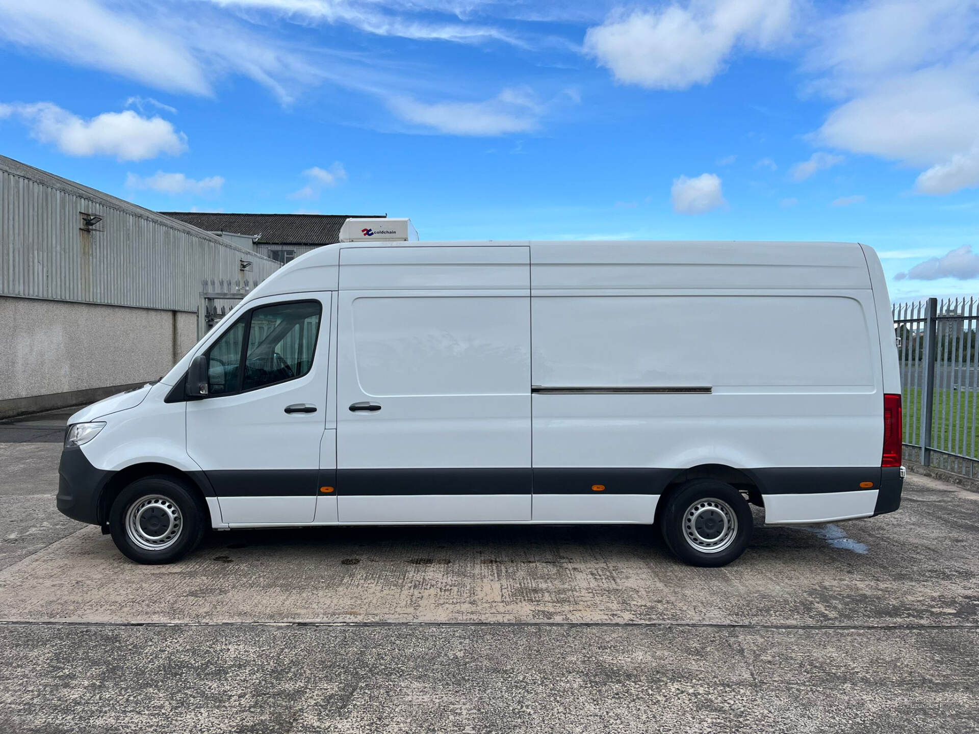 Jun 2021 Mercedes Sprinter 3.5t H2 Progressive Van