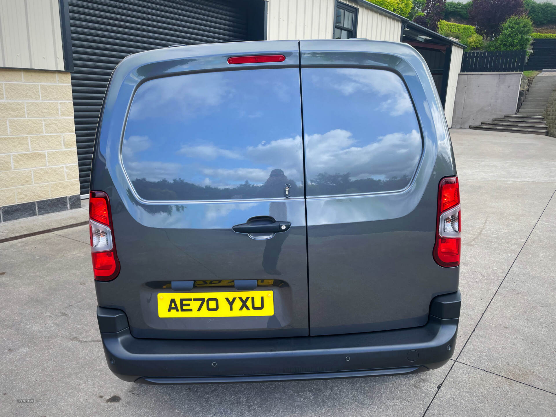 Sep 2020 Peugeot Partner 1000 1.5 BlueHDi 130 Professional Van
