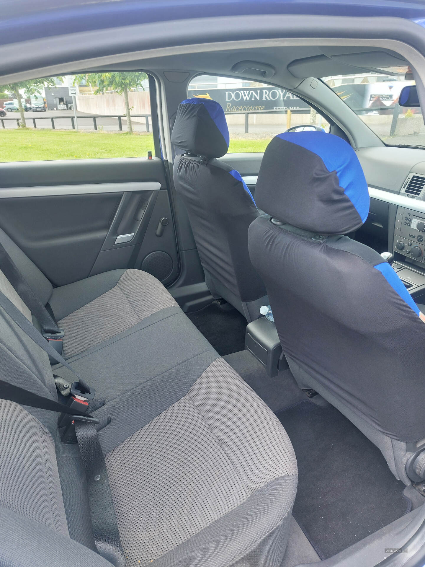 Apr 2005 Vauxhall Vectra 1.8i Breeze 5dr