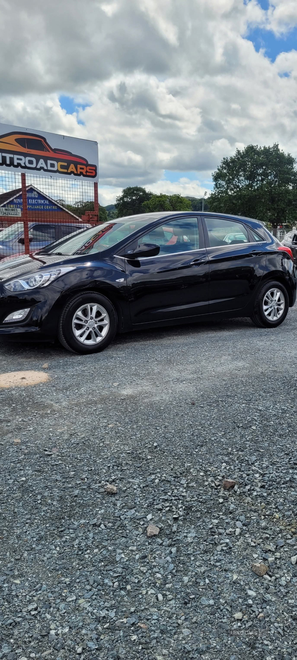 Hyundai i30 DIESEL HATCHBACK in Down