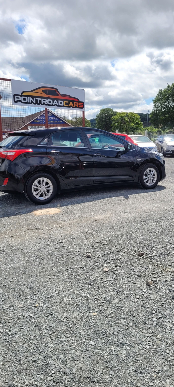 Hyundai i30 DIESEL HATCHBACK in Down