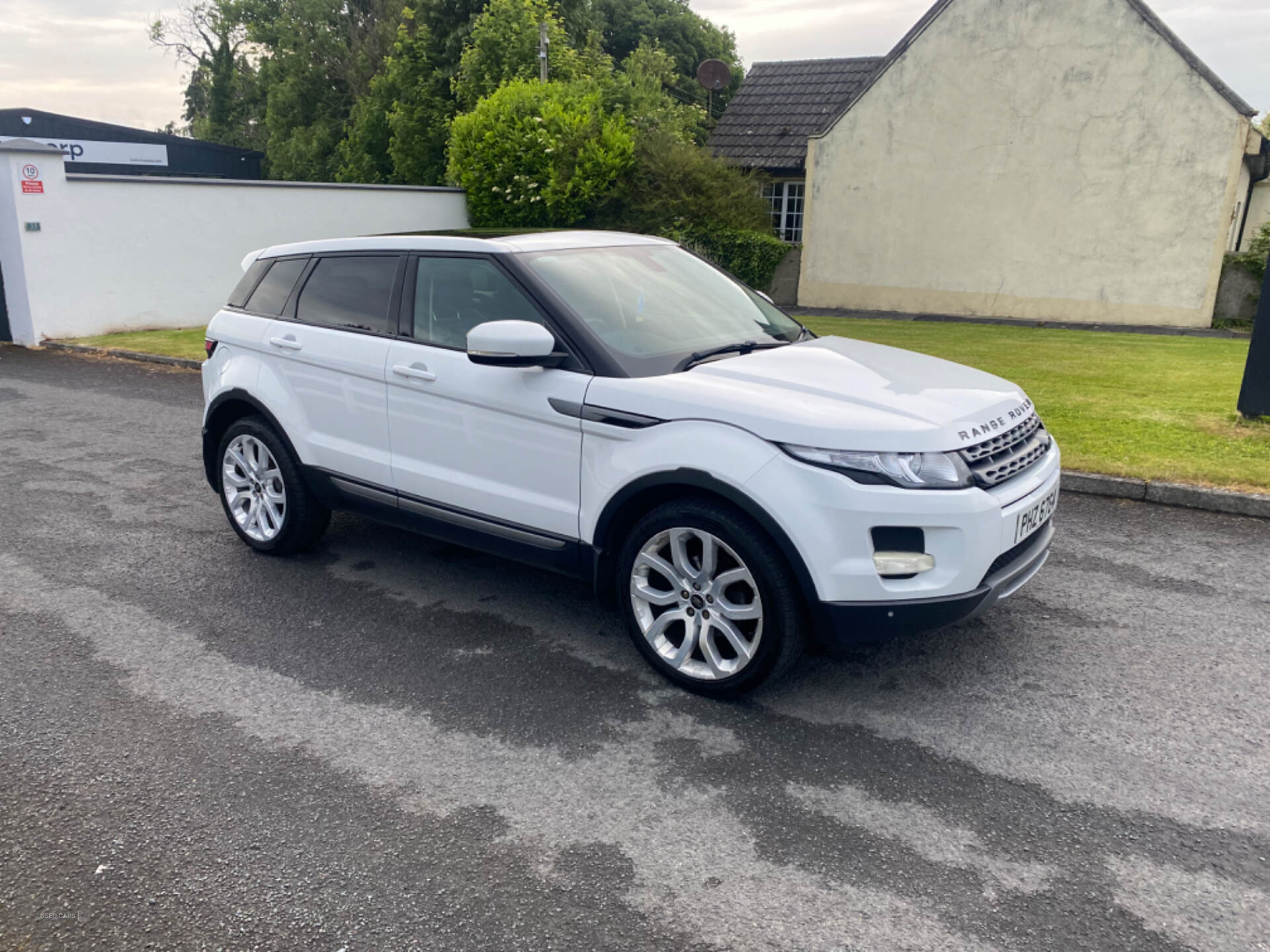 Jan 2013 Land Rover Range Rover Evoque 2.2 SD4 Pure 5dr Auto