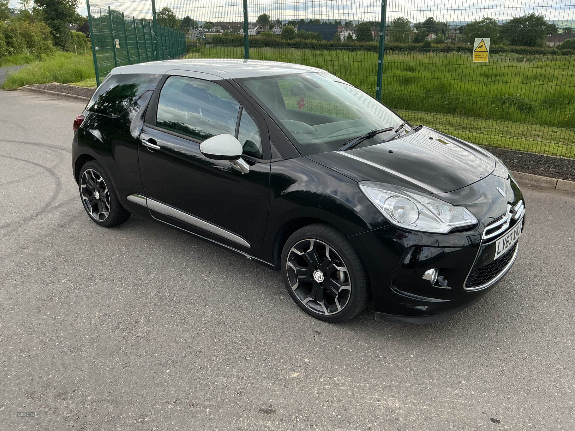 Dec 2013 Citroen DS3 1.6 VTi 16V DStyle Plus 3dr